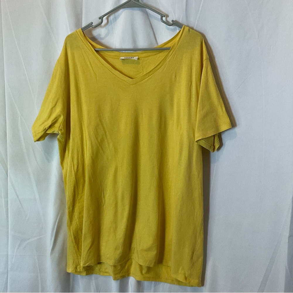 Zenana Women’s V-Neck T-Shirt Size XL BANANA YELLOW